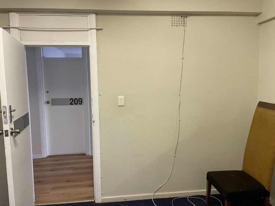 To Let commercial Property for Rent in Sea Point Western Cape